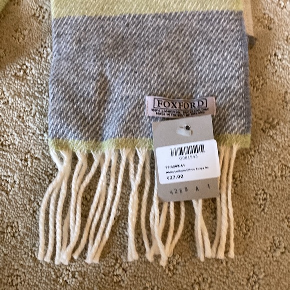 Foxford scarf - Picture 2 of 4